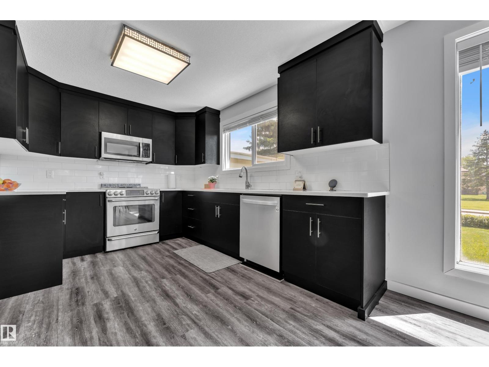 2219 Millbourne Rd W Nw, Edmonton, Alberta  T6K 0Y3 - Photo 7 - E4494067
