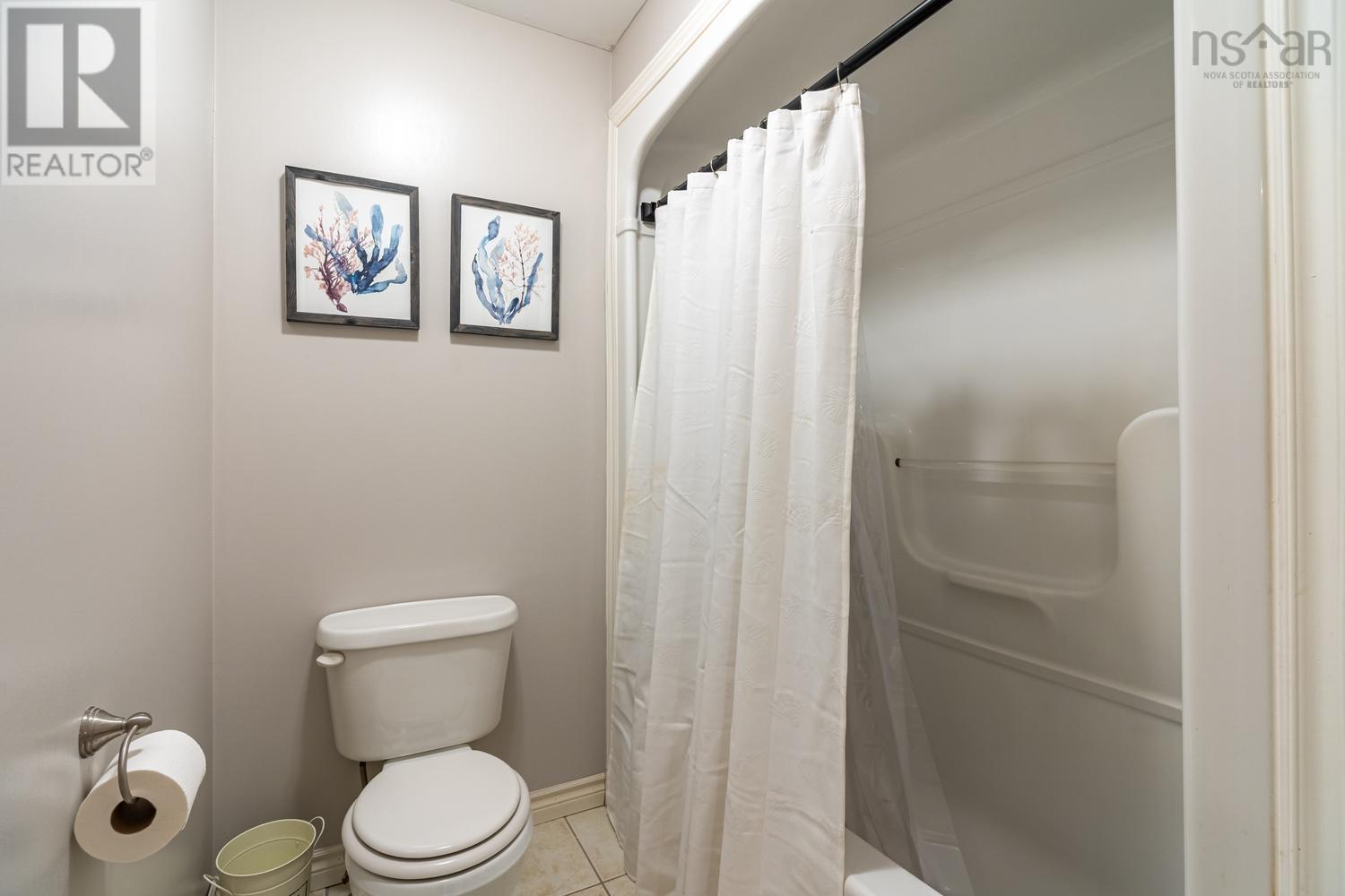 23 Macfarlane Street, Lake Echo, Nova Scotia  B3E 1M5 - Photo 25 - 202614656