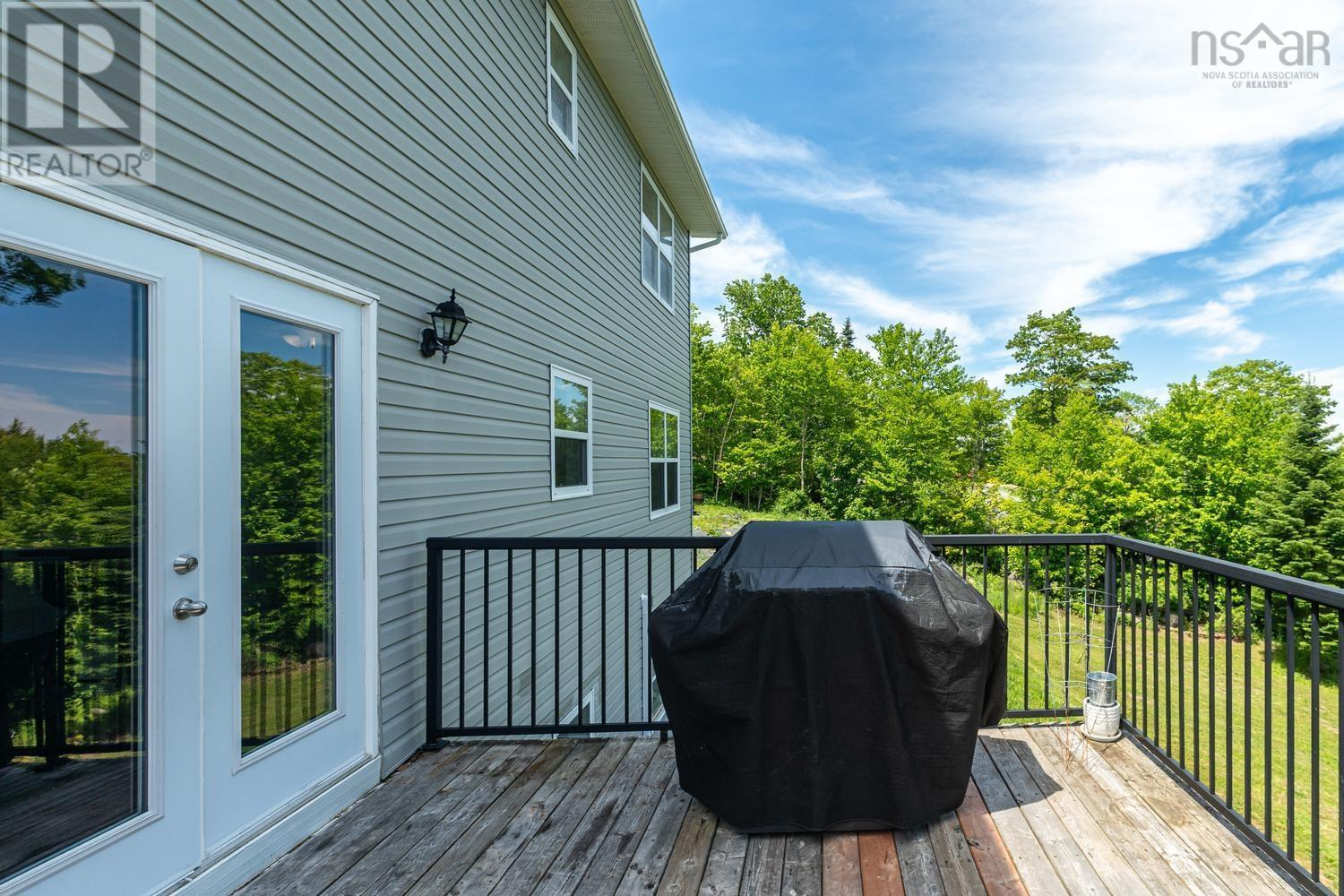 23 Macfarlane Street, Lake Echo, Nova Scotia  B3E 1M5 - Photo 33 - 202614656