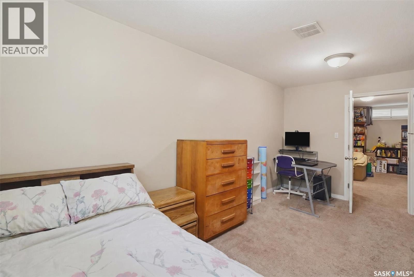 2005 Cumberland Avenue S, Saskatoon, Saskatchewan  S7J 1Y9 - Photo 29 - SK039644