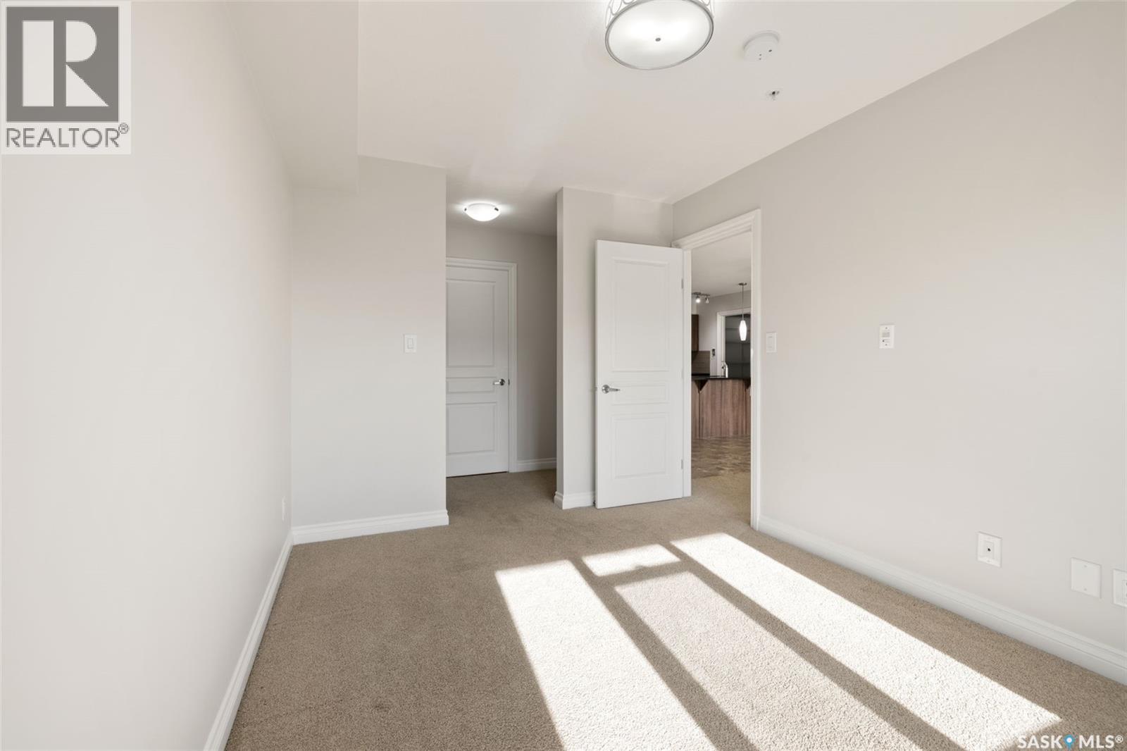 304 5303 Universal Crescent, Regina, Saskatchewan  S4W 0L1 - Photo 21 - SK039547