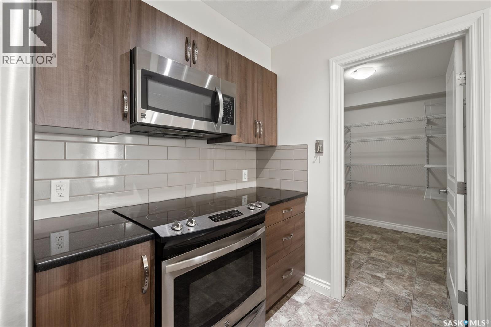 304 5303 Universal Crescent, Regina, Saskatchewan  S4W 0L1 - Photo 8 - SK039547