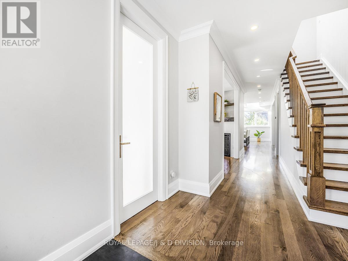 30 Broadleaf Road, Toronto, Ontario  M3B 1C2 - Photo 16 - C13455046