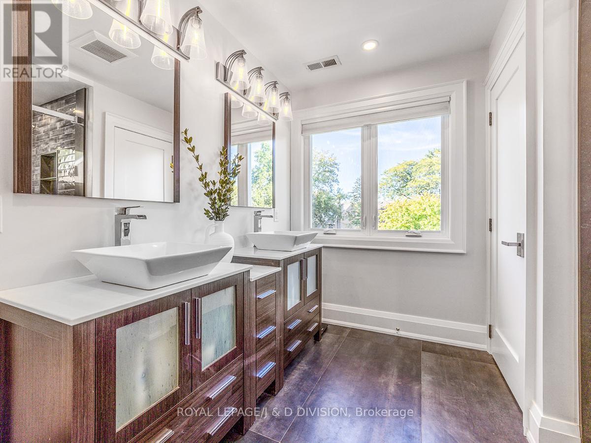 30 Broadleaf Road, Toronto, Ontario  M3B 1C2 - Photo 21 - C13455046