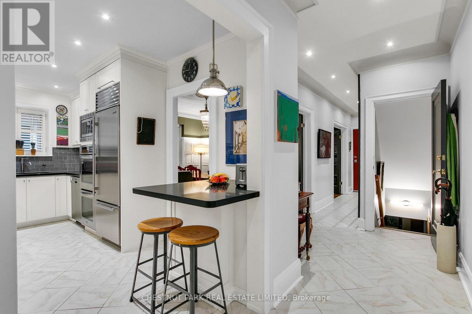 7b Clarendon Avenue, Toronto, Ontario  M4V 1H8 - Photo 14 - C13455094