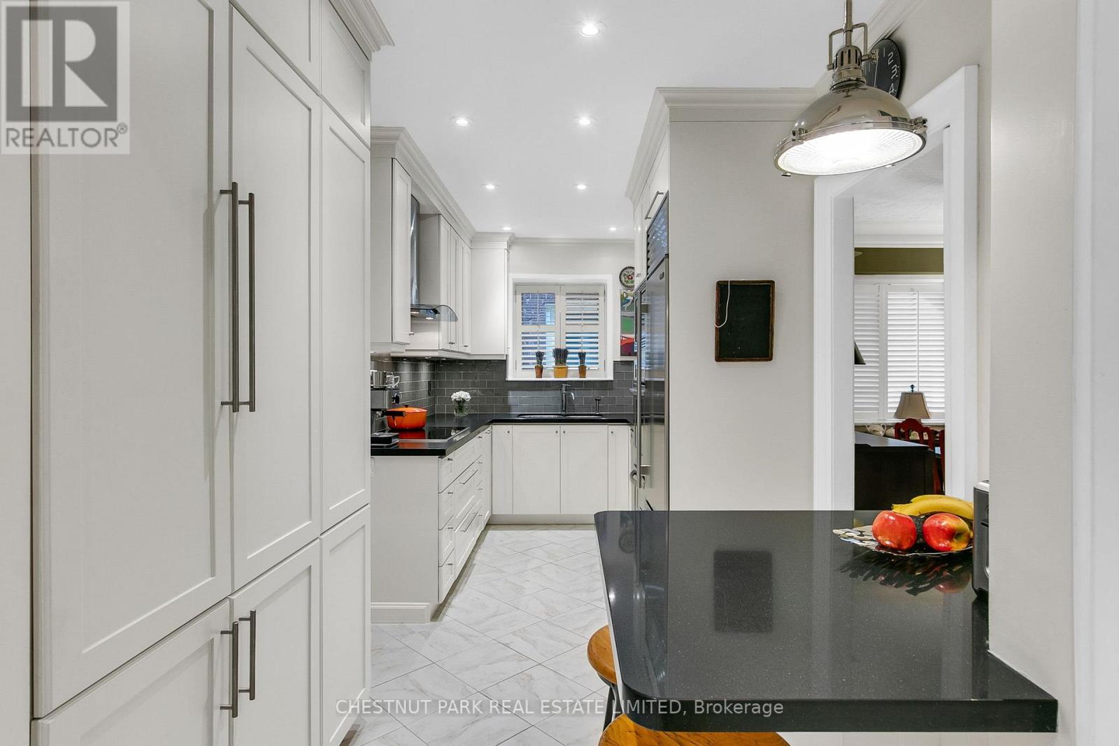 7b Clarendon Avenue, Toronto, Ontario  M4V 1H8 - Photo 16 - C13455094
