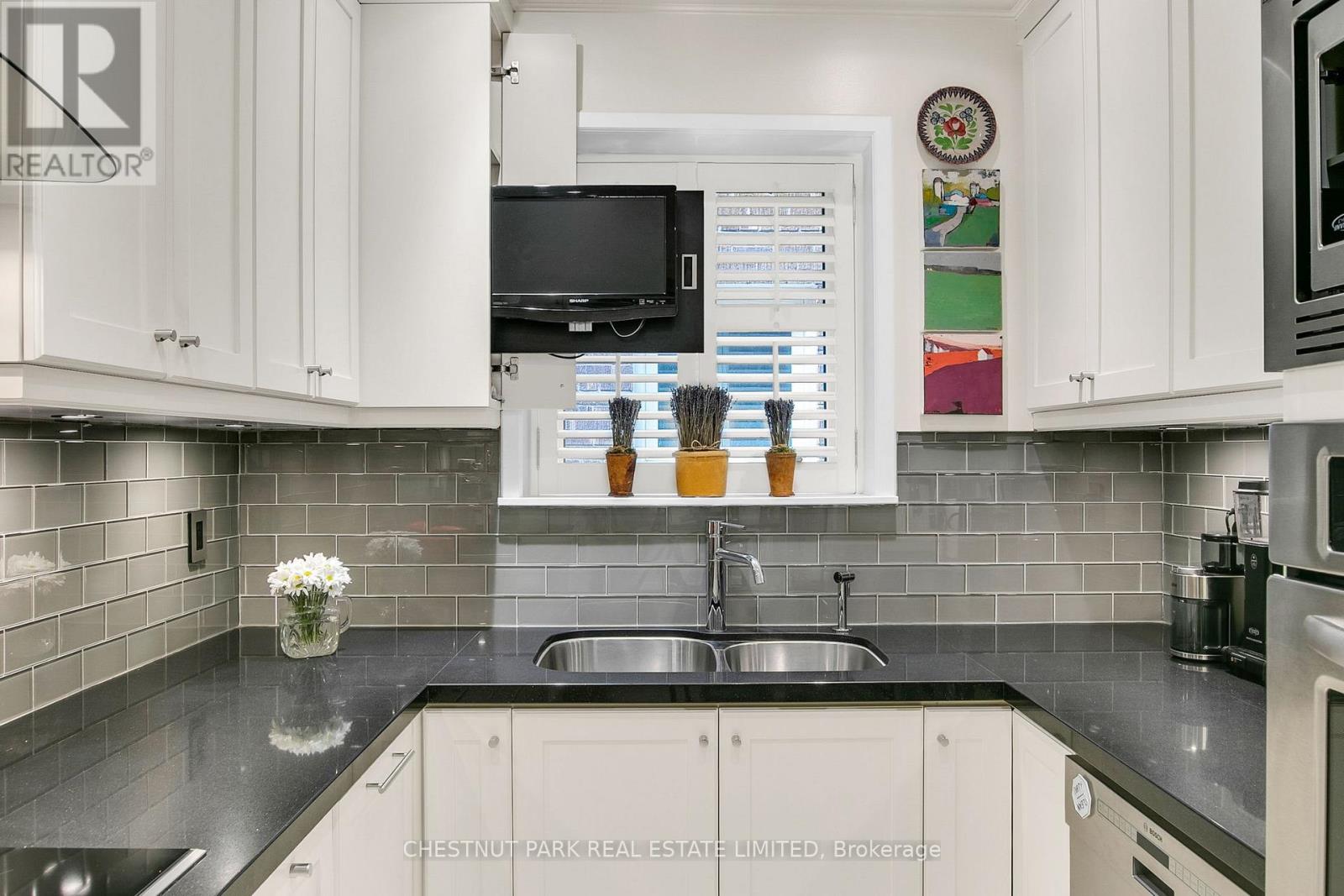 7b Clarendon Avenue, Toronto, Ontario  M4V 1H8 - Photo 18 - C13455094