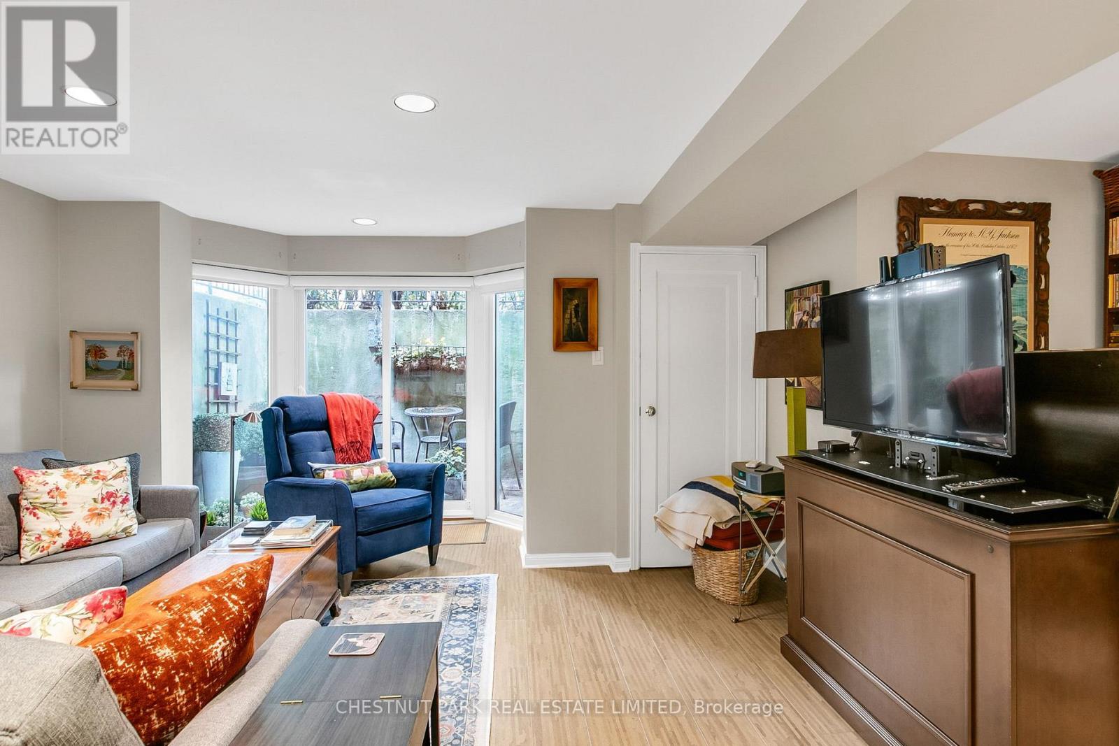 7b Clarendon Avenue, Toronto, Ontario  M4V 1H8 - Photo 34 - C13455094