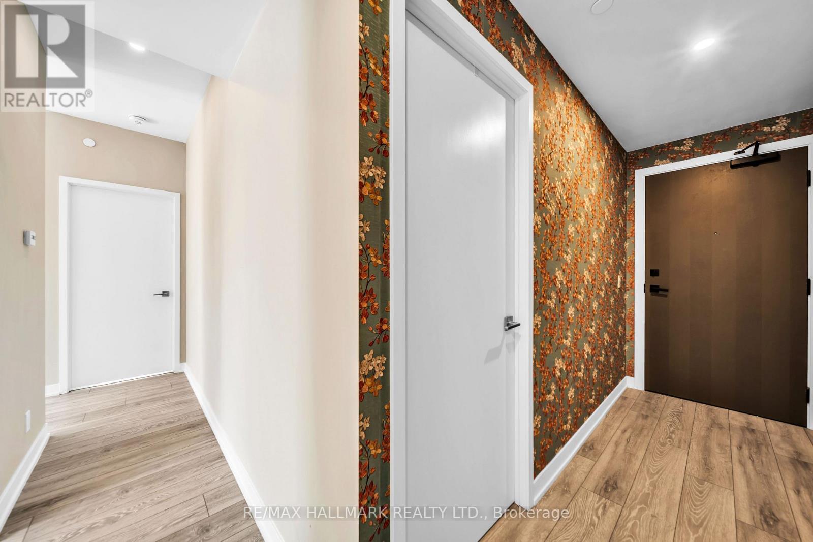 702 - 15 Holmes Avenue, Toronto, Ontario  M2N 0L4 - Photo 9 - C13455358