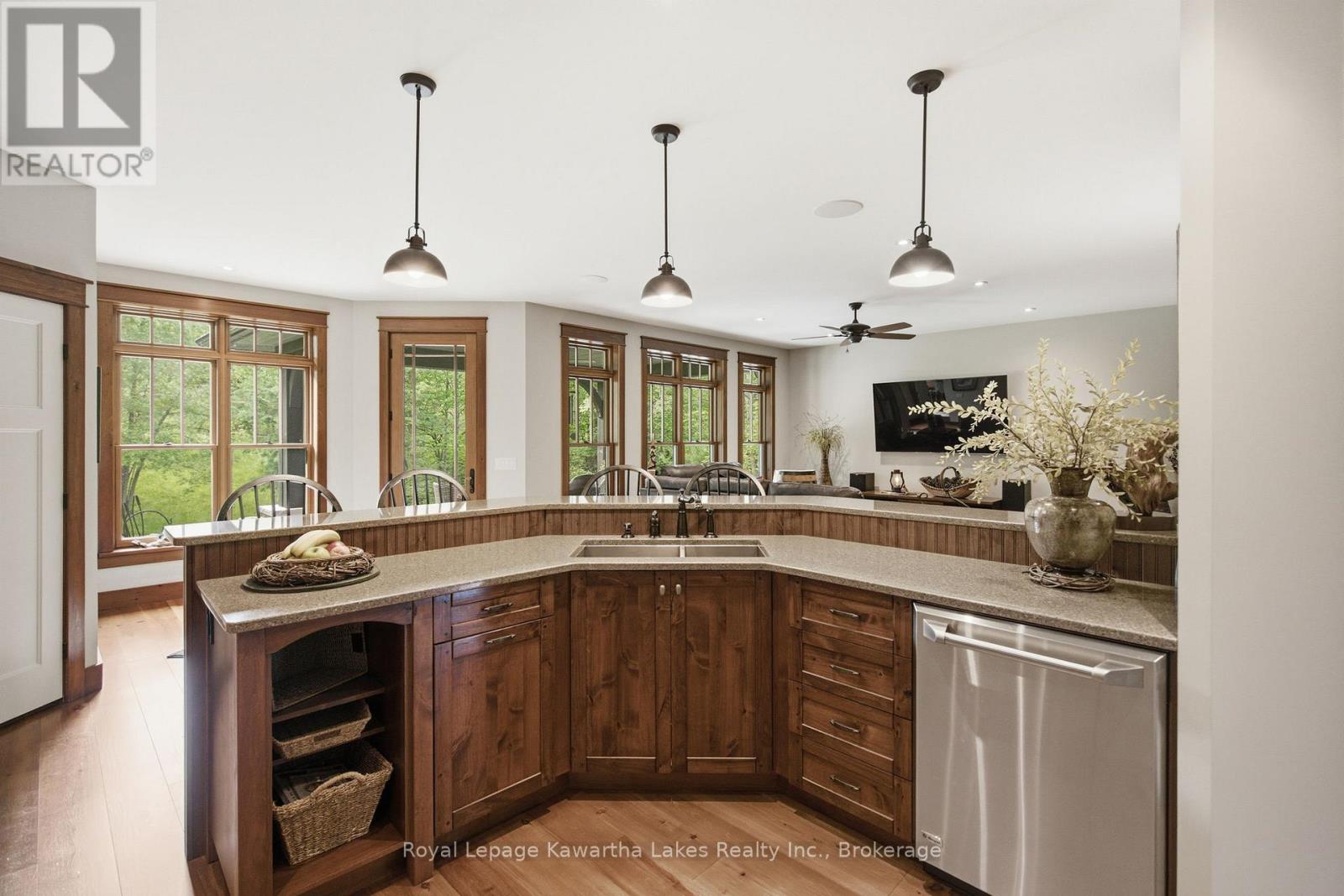 1446 South Lake Road, Minden Hills, Ontario  K0M 2K0 - Photo 16 - X13449588