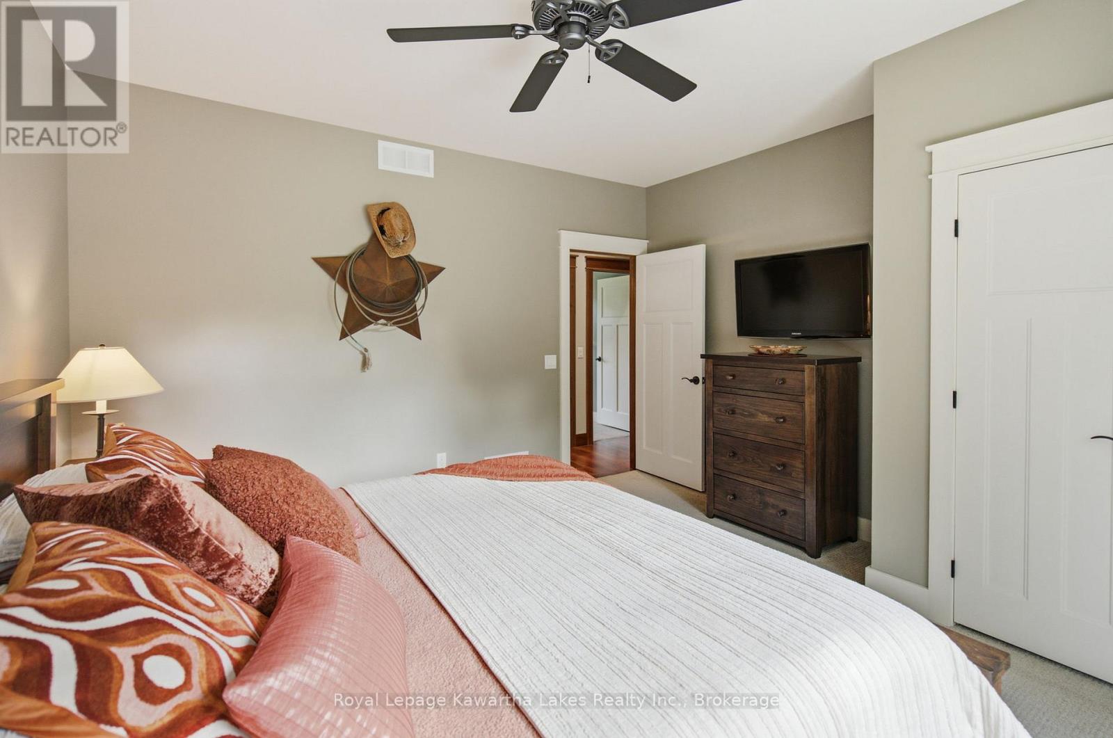 1446 South Lake Road, Minden Hills, Ontario  K0M 2K0 - Photo 33 - X13449588