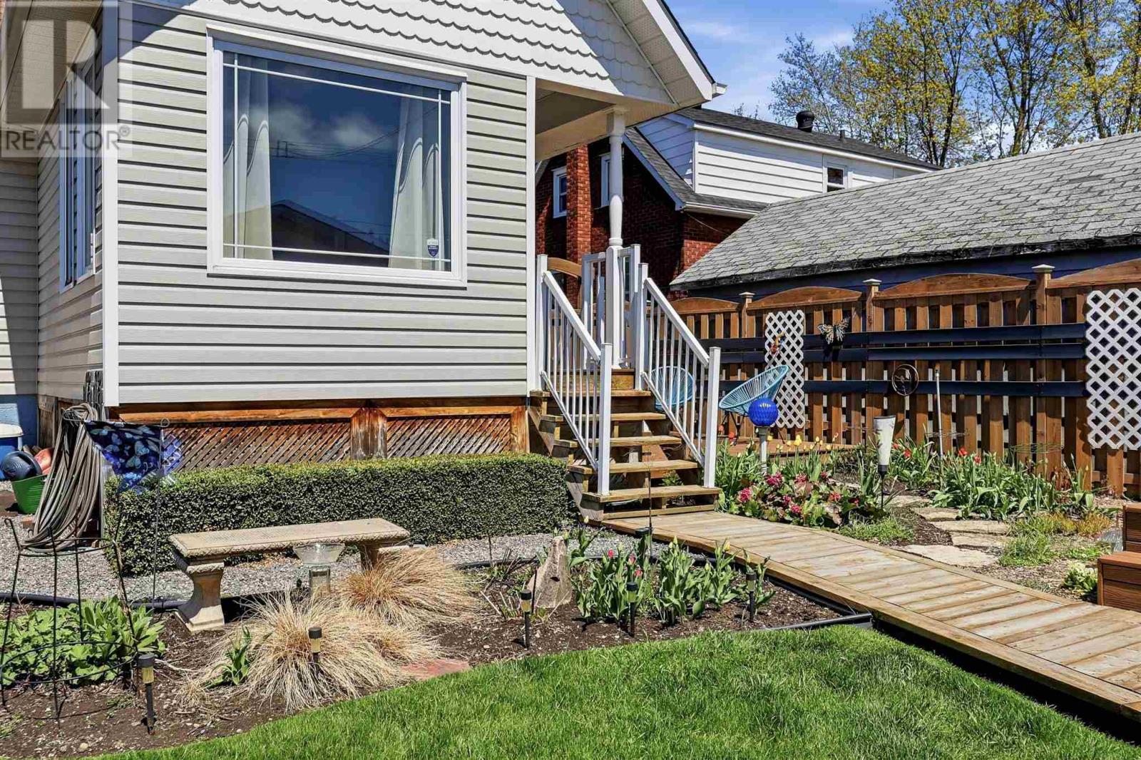 1073 Wellington St, Sault Ste Marie, Ontario  P6A 2P2 - Photo 15 - SM261489
