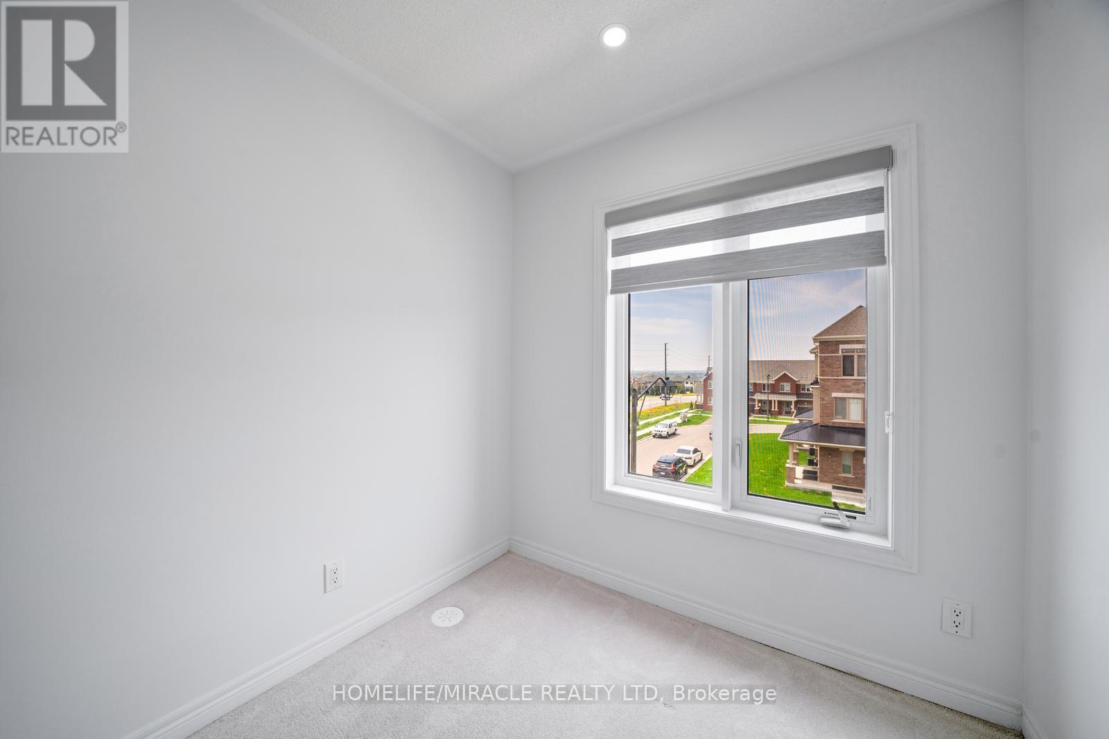 2004 Cameron Lott Crescent, Oshawa, Ontario  L1L 0S1 - Photo 25 - E13455280
