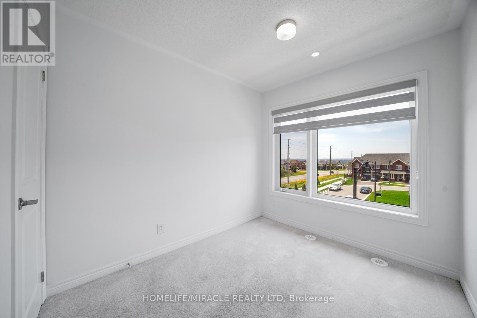2004 Cameron Lott Crescent, Oshawa, Ontario  L1L 0S1 - Photo 28 - E13455280