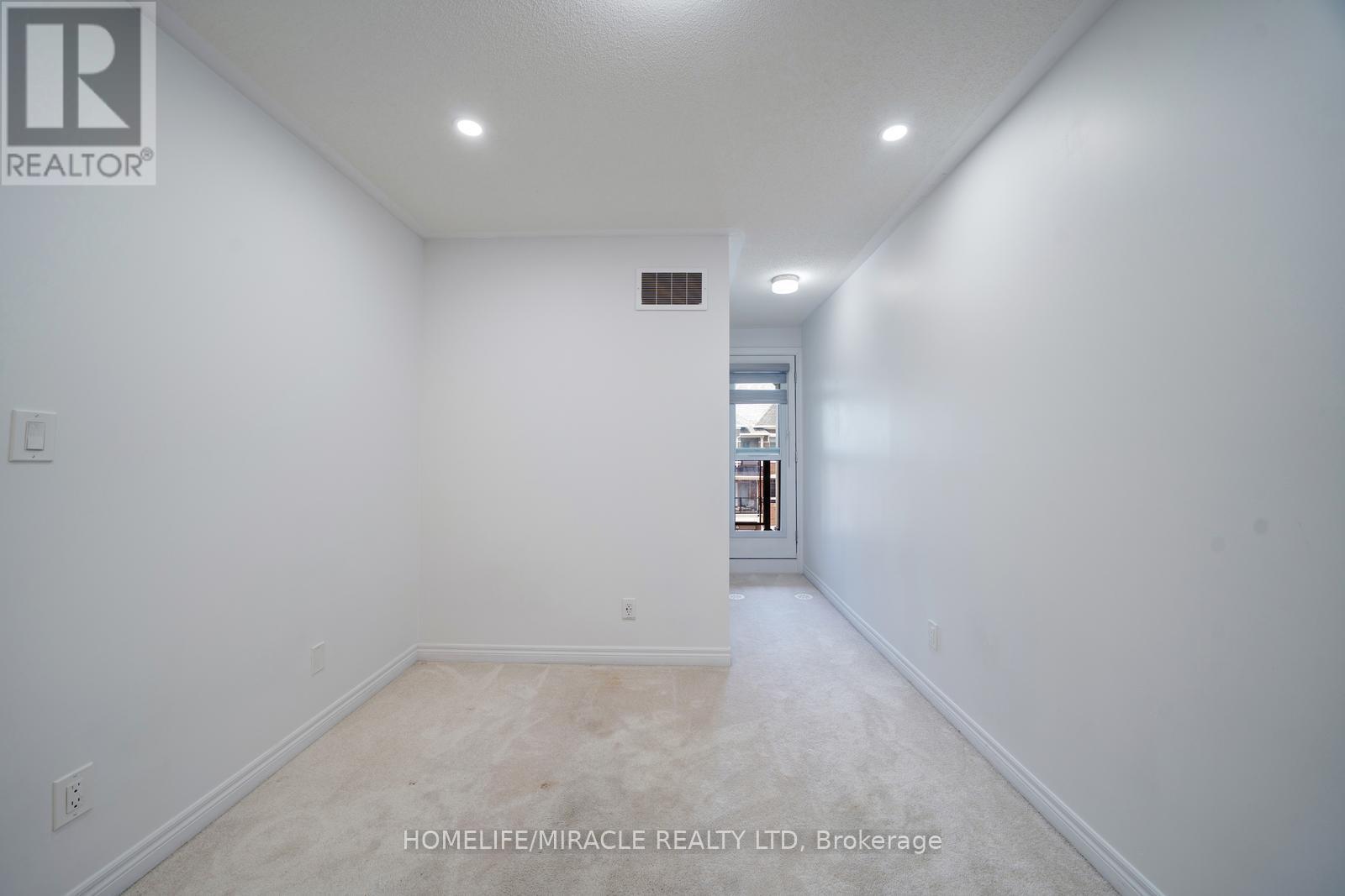 2004 Cameron Lott Crescent, Oshawa, Ontario  L1L 0S1 - Photo 34 - E13455280