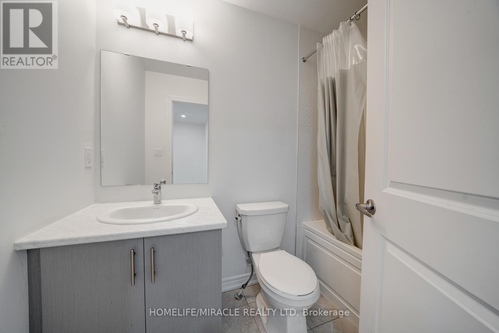 2004 Cameron Lott Crescent, Oshawa, Ontario  L1L 0S1 - Photo 42 - E13455280