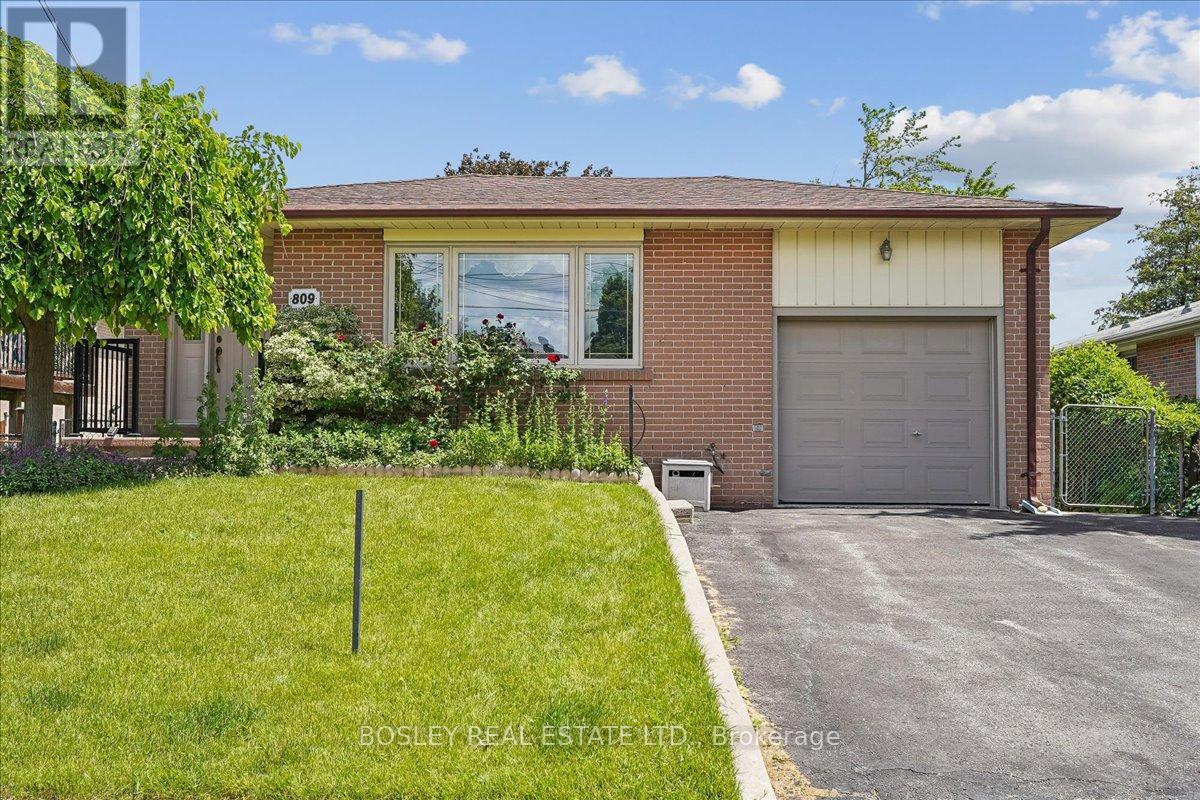 809 Hillcrest Road, Pickering, Ontario  L1W 2P5 - Photo 2 - E13455292