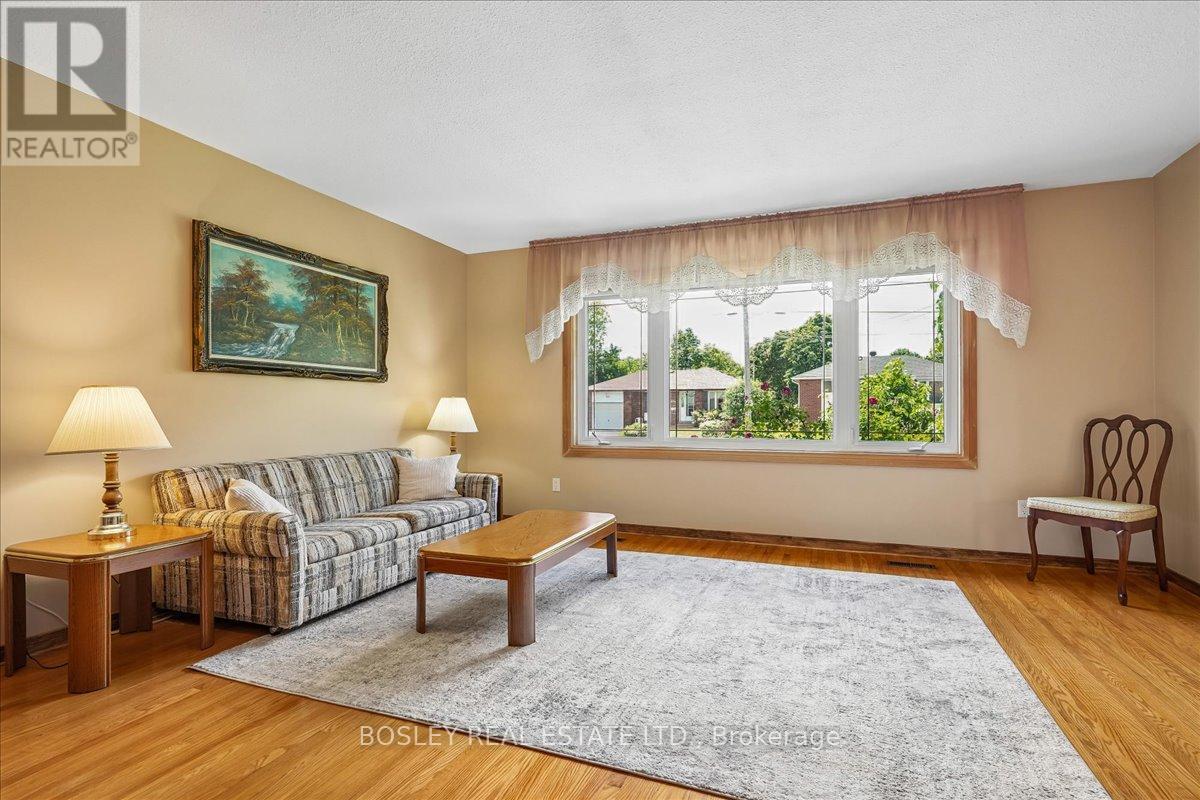 809 Hillcrest Road, Pickering, Ontario  L1W 2P5 - Photo 6 - E13455292