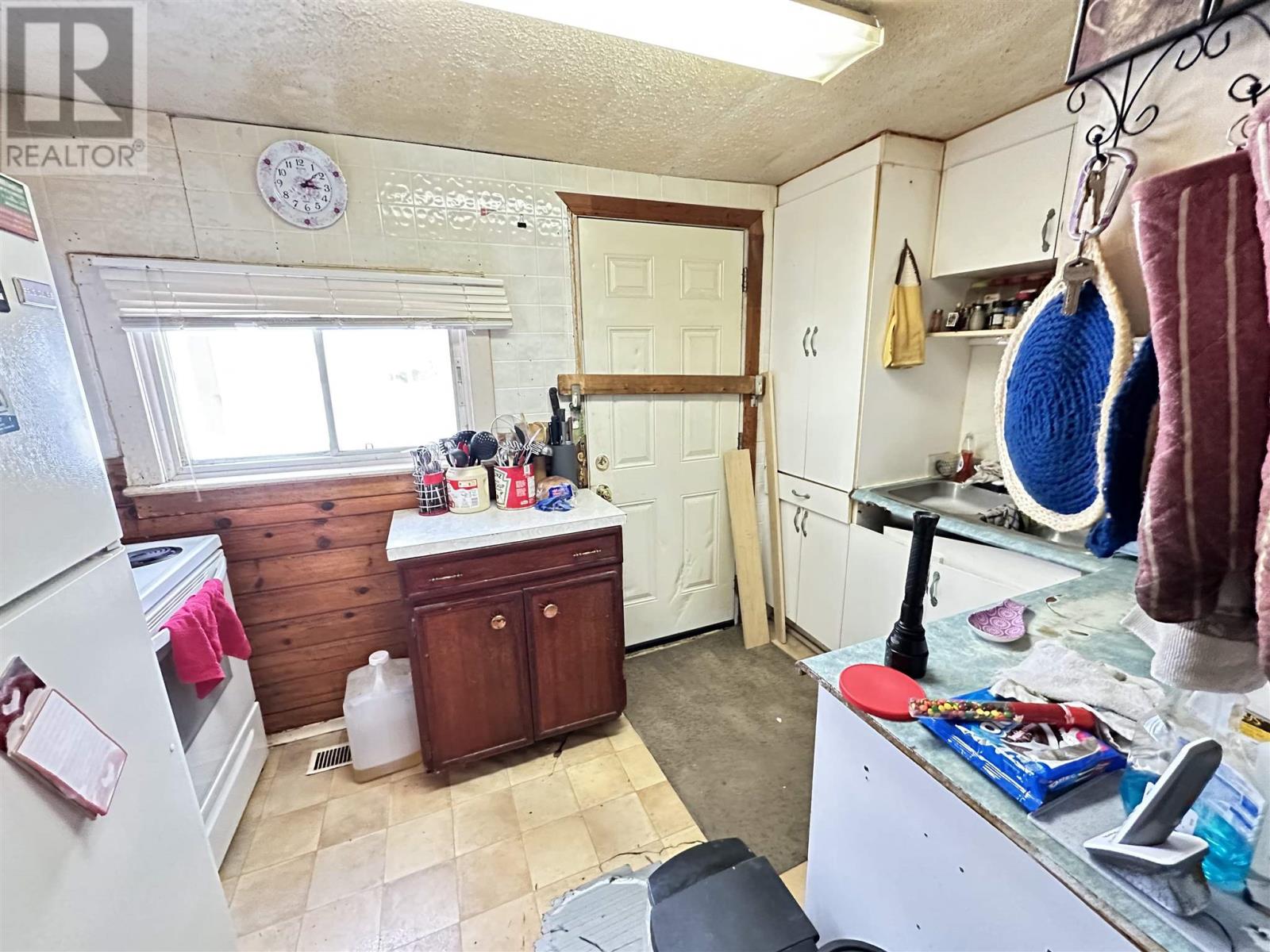10 Grace St, Sault Ste. Marie, Ontario P6A 2S6 - Photo 3 - SM261492