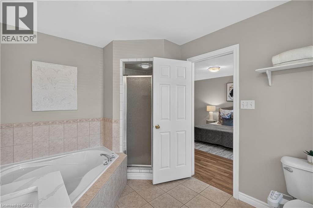 5302 Picketts Way, Burlington, Ontario  L7L 7J6 - Photo 14 - 40839787
