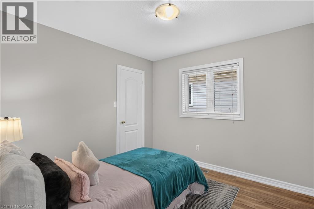 5302 Picketts Way, Burlington, Ontario  L7L 7J6 - Photo 18 - 40839787