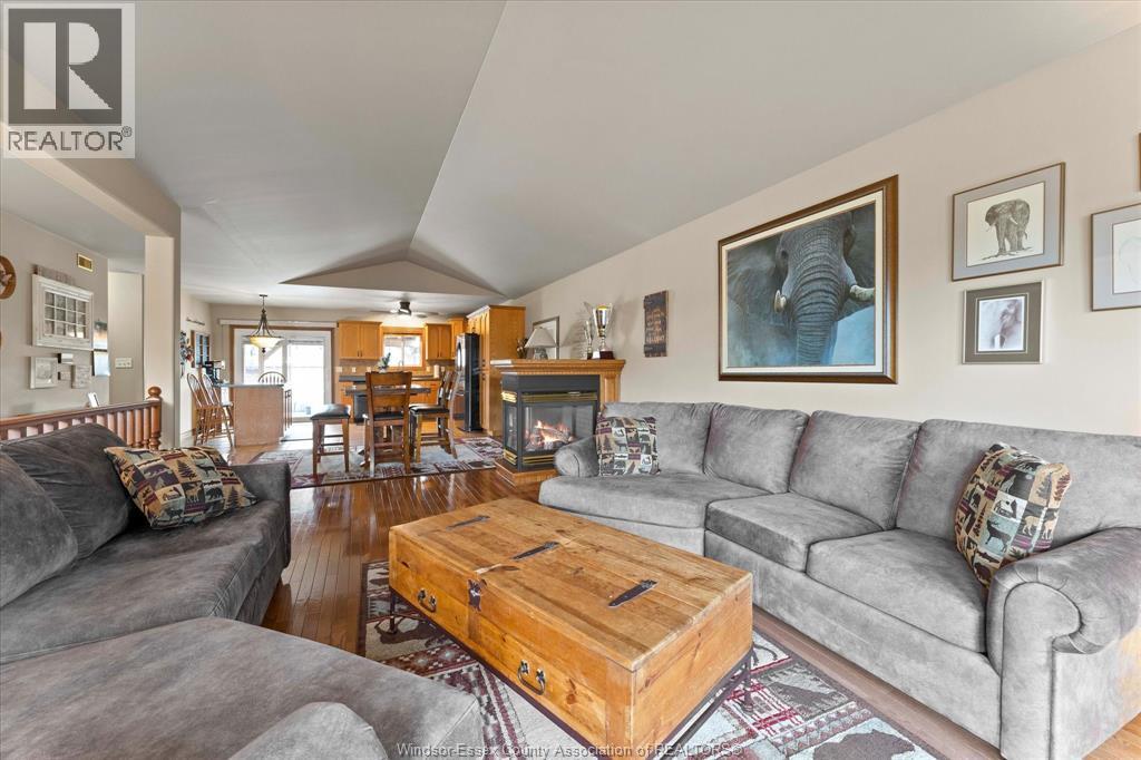 435 Fields Avenue, Lasalle, Ontario  N9J 3S6 - Photo 8 - 26014310