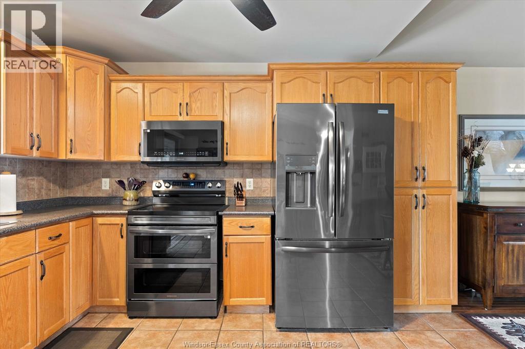 435 Fields Avenue, Lasalle, Ontario  N9J 3S6 - Photo 15 - 26014310