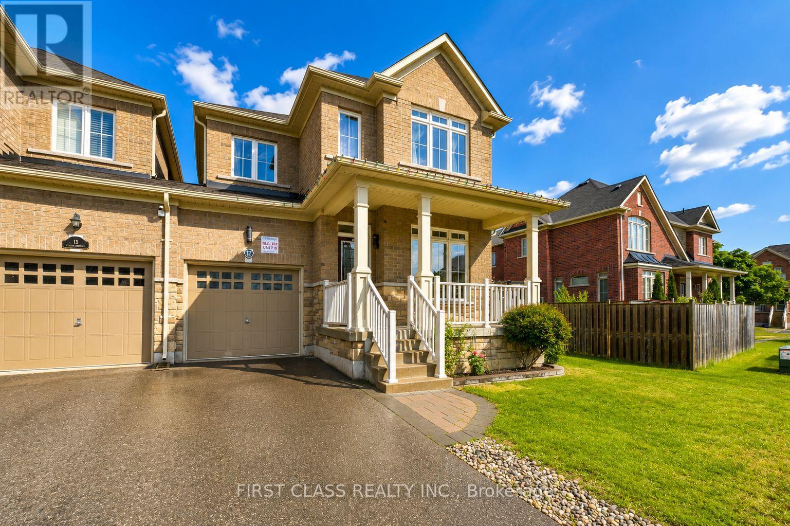 17 Chao Crescent, Richmond Hill, Ontario  L4E 0P4 - Photo 2 - N13455058