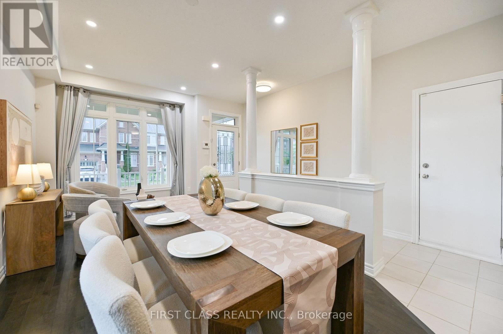 17 Chao Crescent, Richmond Hill, Ontario  L4E 0P4 - Photo 6 - N13455058