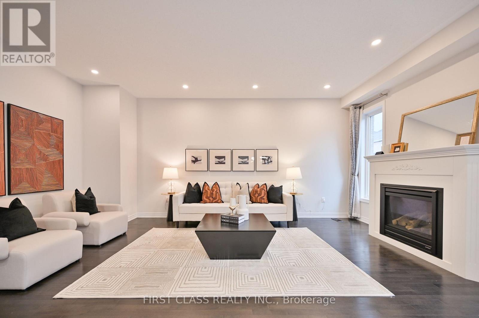 17 Chao Crescent, Richmond Hill, Ontario  L4E 0P4 - Photo 8 - N13455058