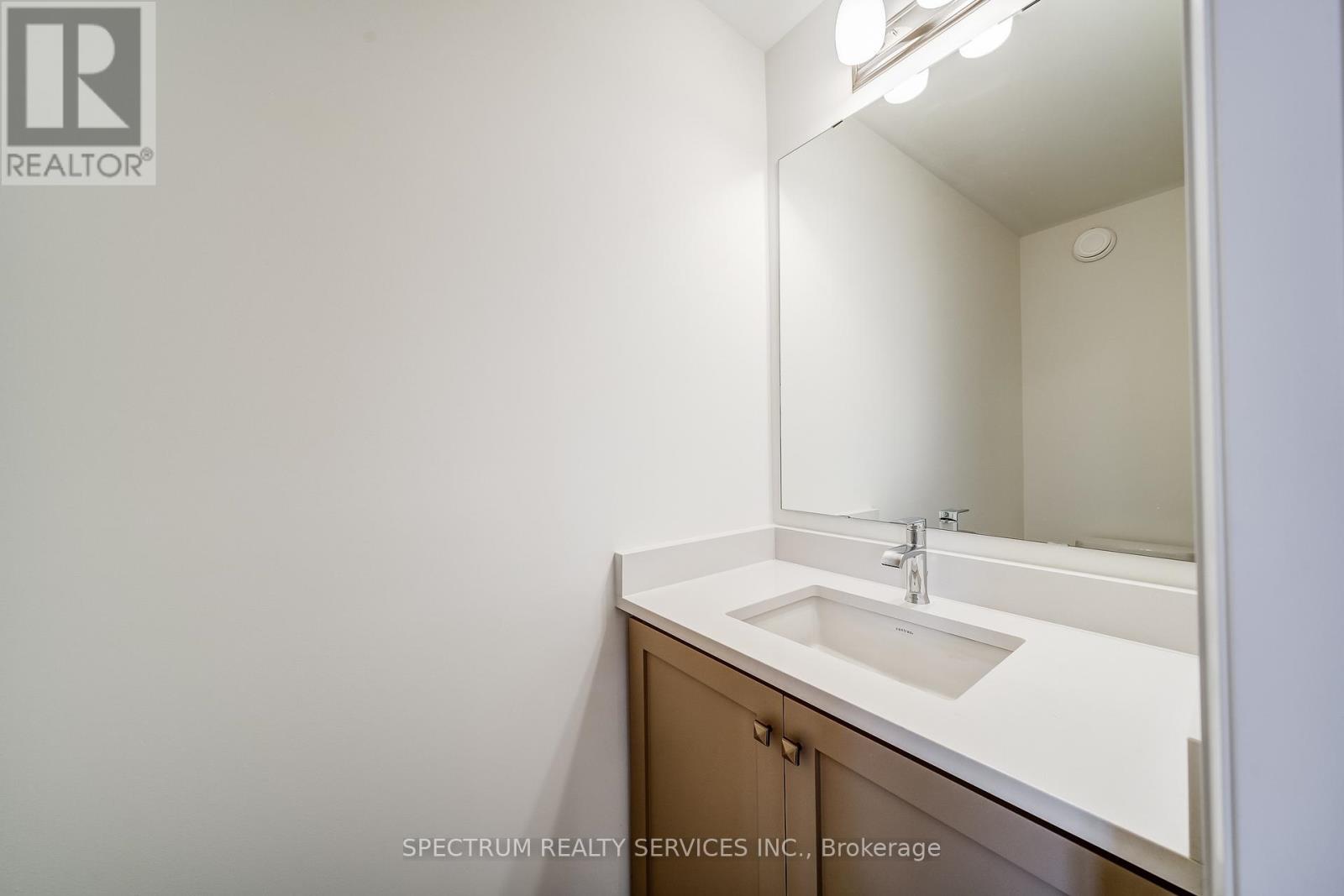 132 Adario Crescent, Vaughan, Ontario L4H 4P7 - Photo 14 - N13455234