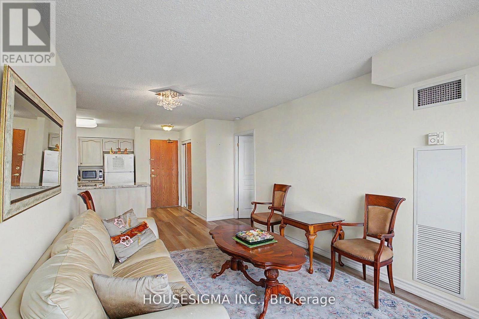 711 - 9 Northern Heights Drive, Richmond Hill, Ontario L4B 4M5 - Photo 7 - N13455248