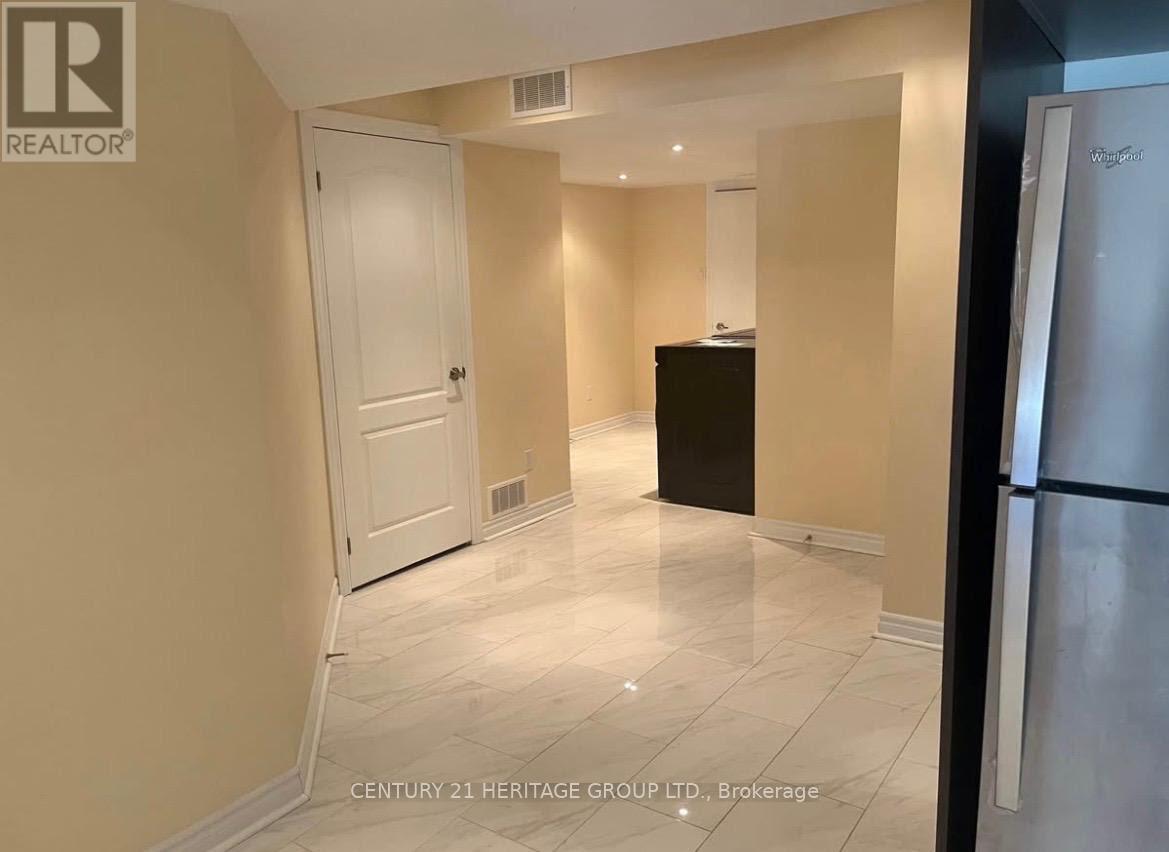 Bsmt - 24 Rossini Drive, Richmond Hill, Ontario  L4E 0R5 - Photo 3 - N13455262