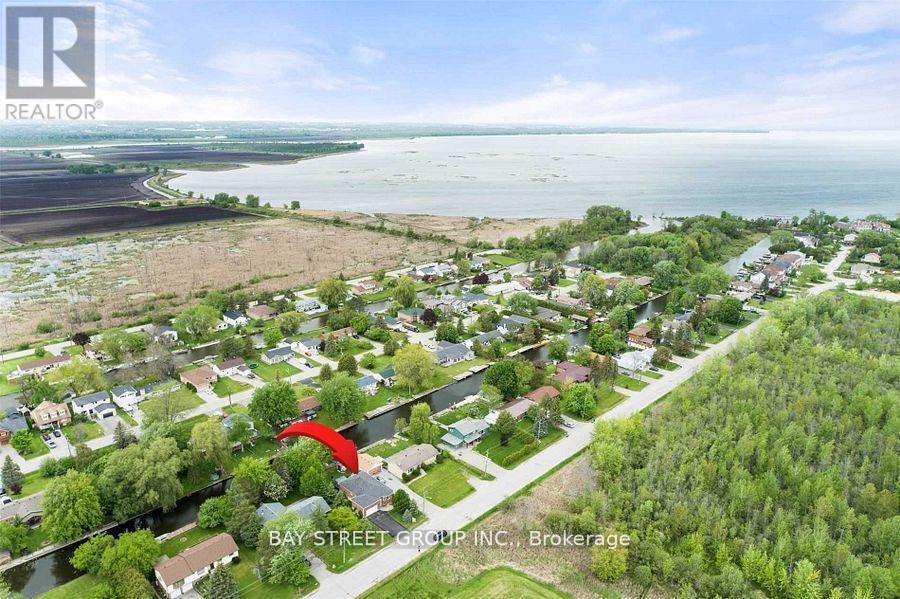722a Lake Drive S, Georgina, Ontario  L4P 1V1 - Photo 2 - N13455288