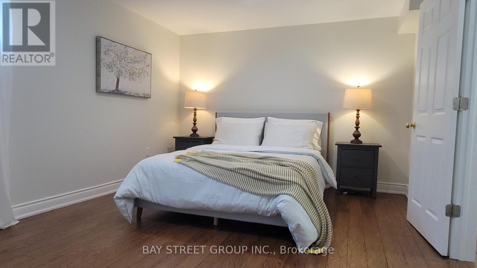 722a Lake Drive S, Georgina, Ontario  L4P 1V1 - Photo 3 - N13455288