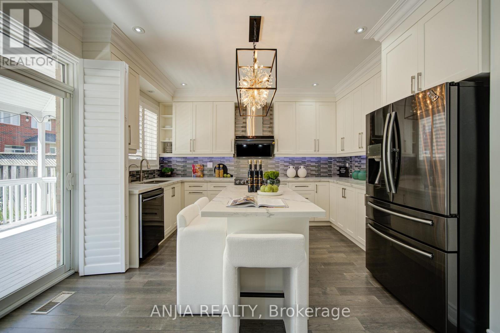 179 Edward Jeffreys Avenue, Markham, Ontario  L6E 2A4 - Photo 21 - N13455302