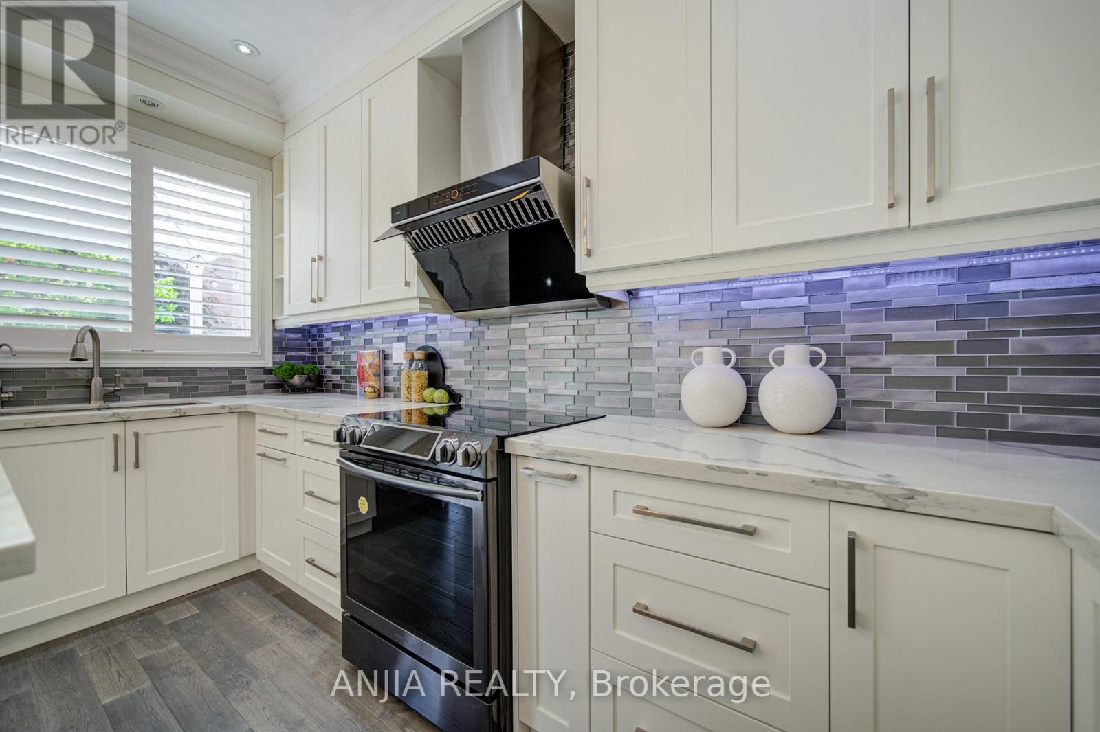 179 Edward Jeffreys Avenue, Markham, Ontario  L6E 2A4 - Photo 22 - N13455302