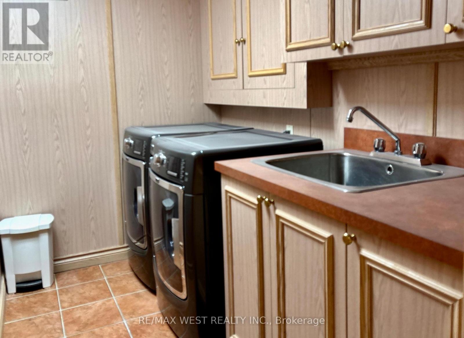 463 Hewitt Circle, Newmarket, Ontario  L3X 2M1 - Photo 12 - N13455340