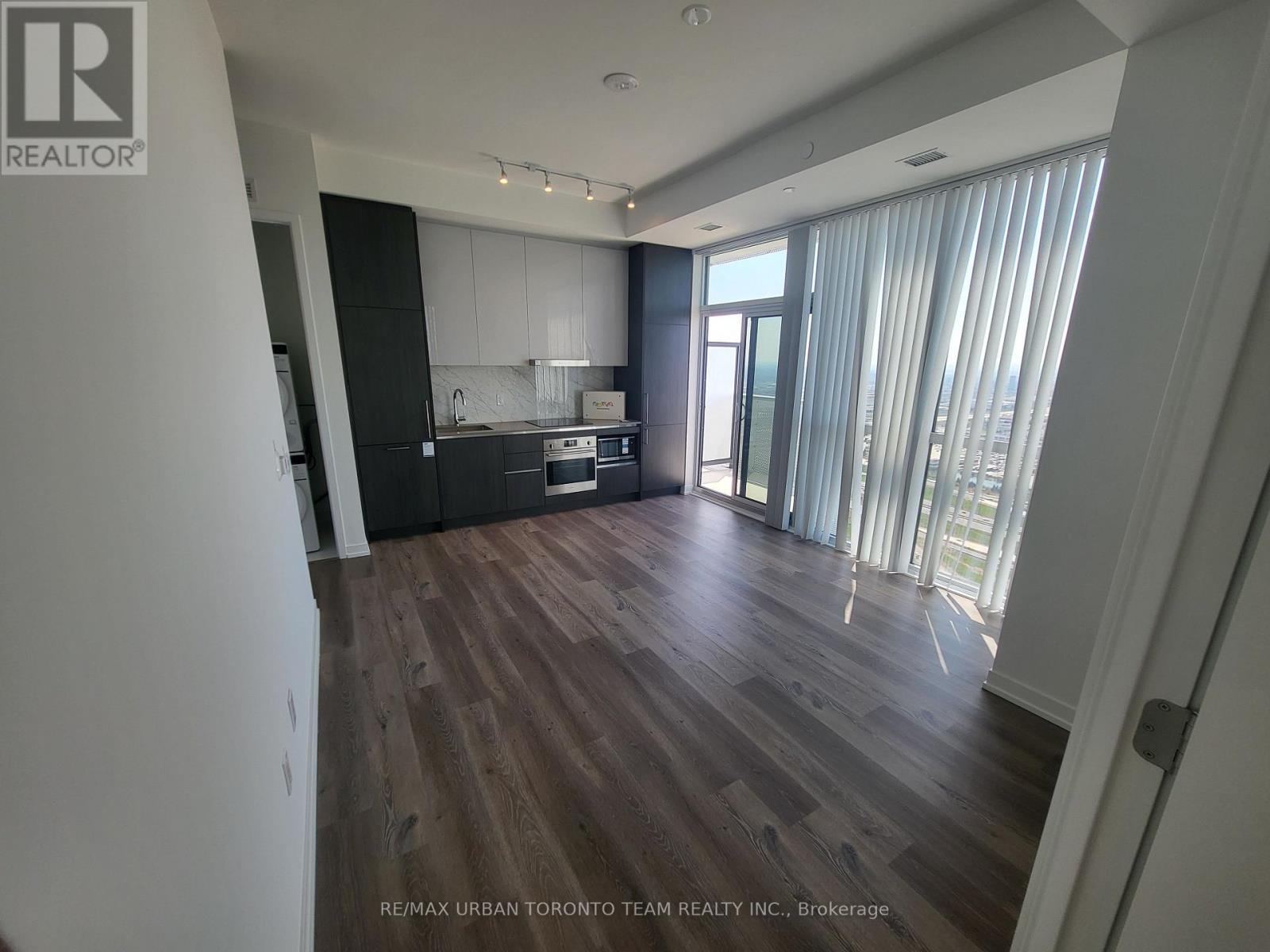 5809 - 225 Commerce Street, Vaughan, Ontario L4K 0R1 - Photo 3 - N13455348