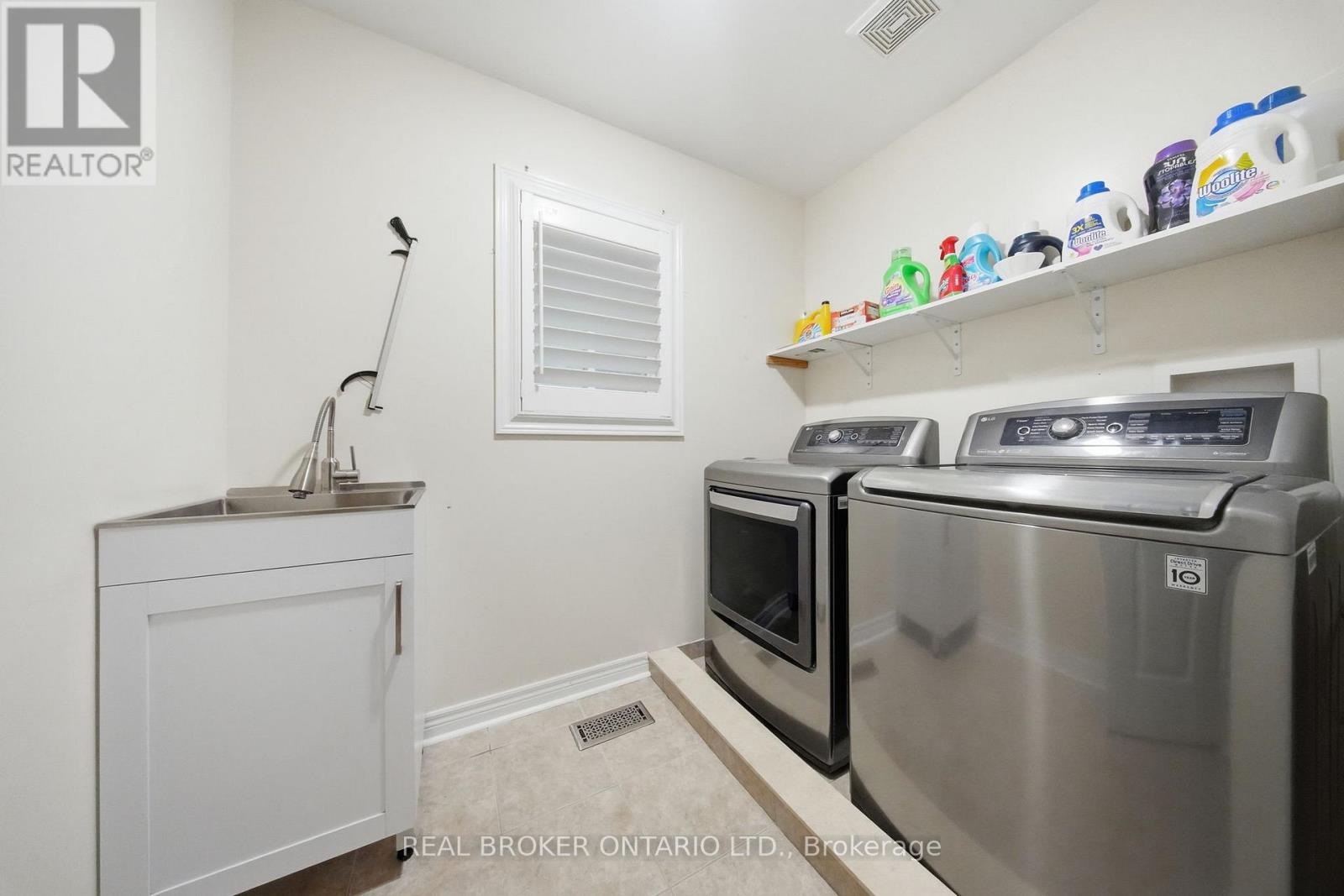 27 Harvest Hills Boulevard, East Gwillimbury, Ontario  L9N 0A6 - Photo 32 - N13455352