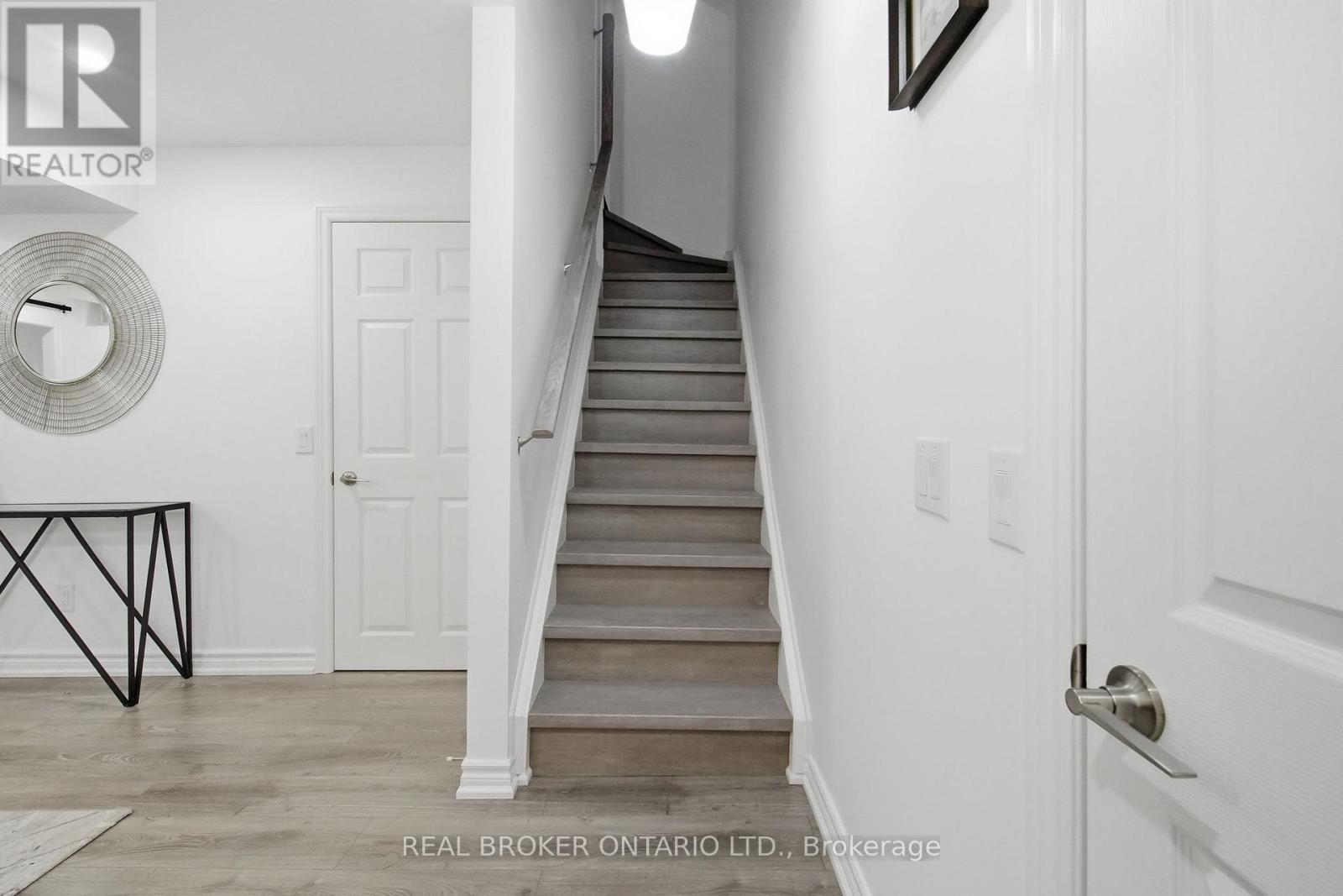 27 Harvest Hills Boulevard, East Gwillimbury, Ontario  L9N 0A6 - Photo 33 - N13455352