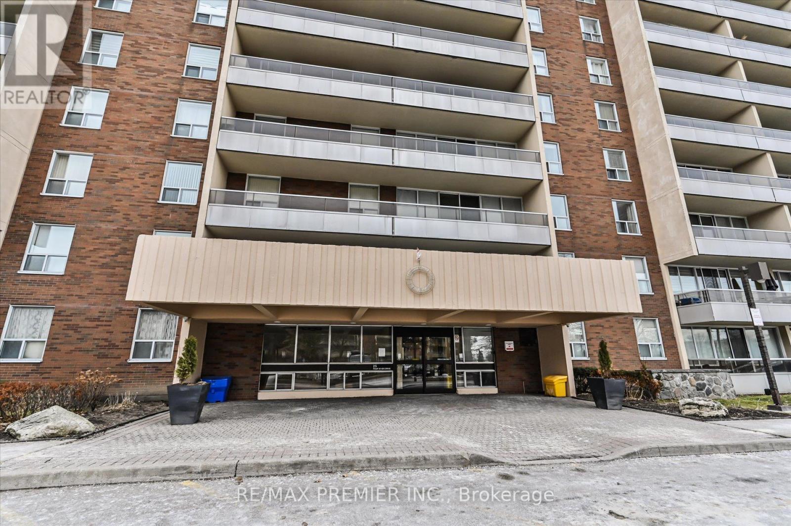 604 - 25 Four Winds Drive, Toronto, Ontario  M3J 1K8 - Photo 2 - W13455090