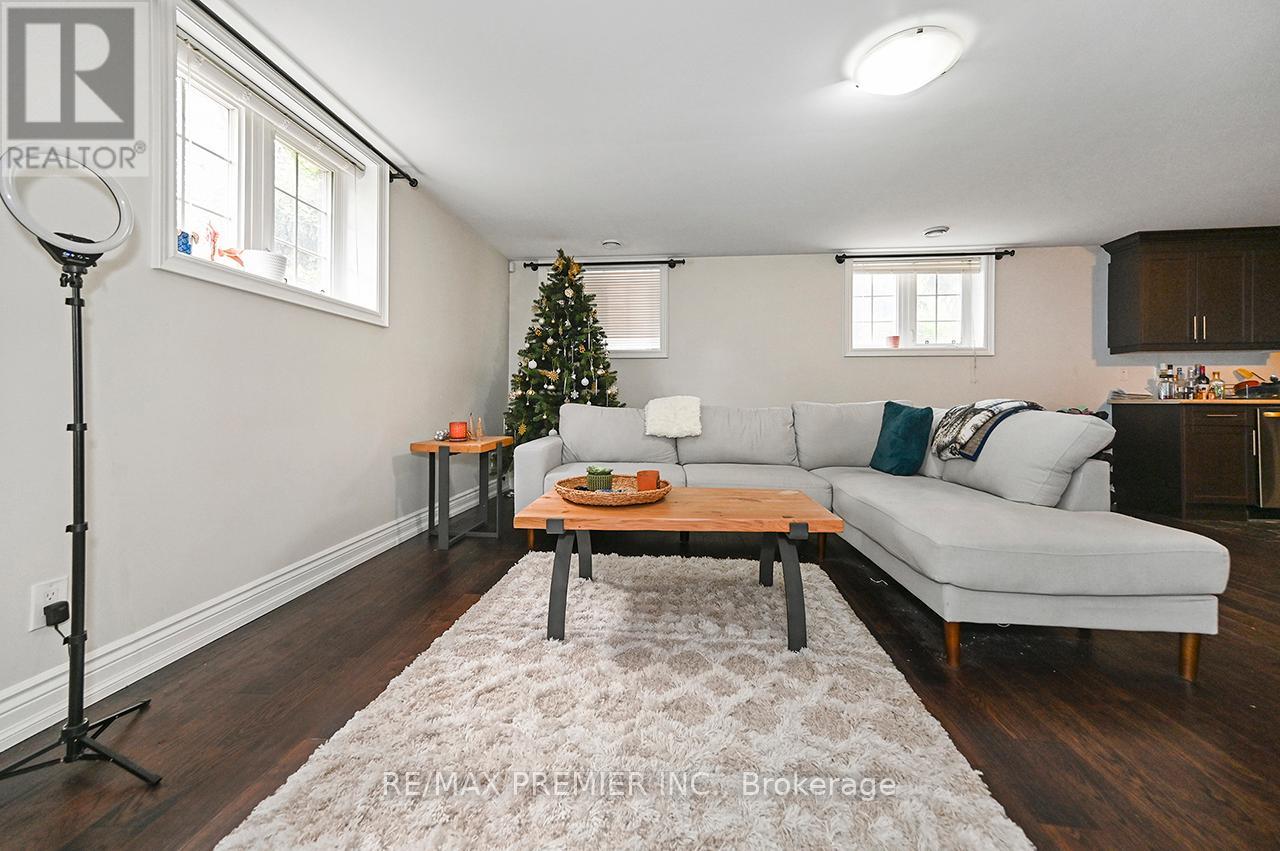 Bsmt - 916 Scarlett Road, Toronto, Ontario  M9P 2V4 - Photo 12 - W13455186