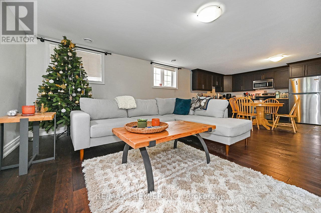 Bsmt - 916 Scarlett Road, Toronto, Ontario  M9P 2V4 - Photo 15 - W13455186