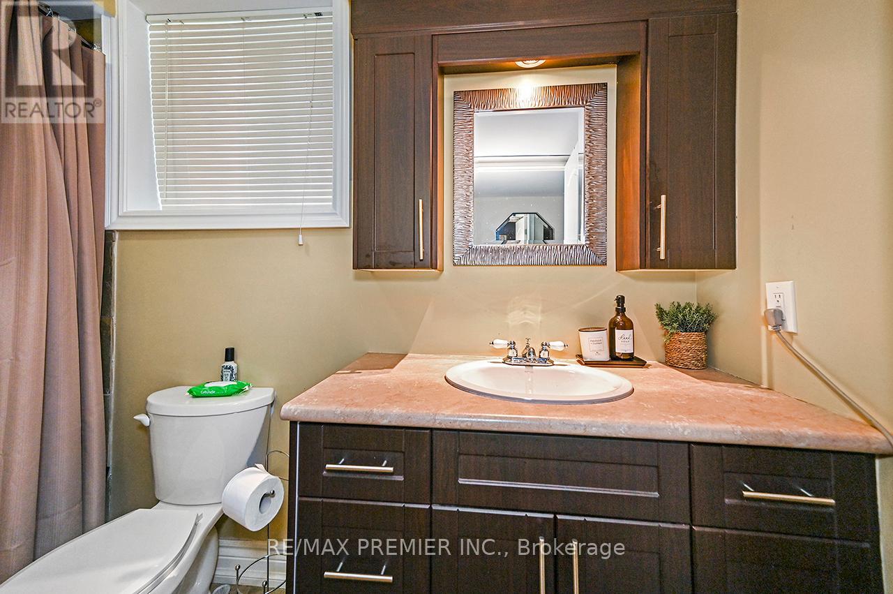 Bsmt - 916 Scarlett Road, Toronto, Ontario  M9P 2V4 - Photo 17 - W13455186