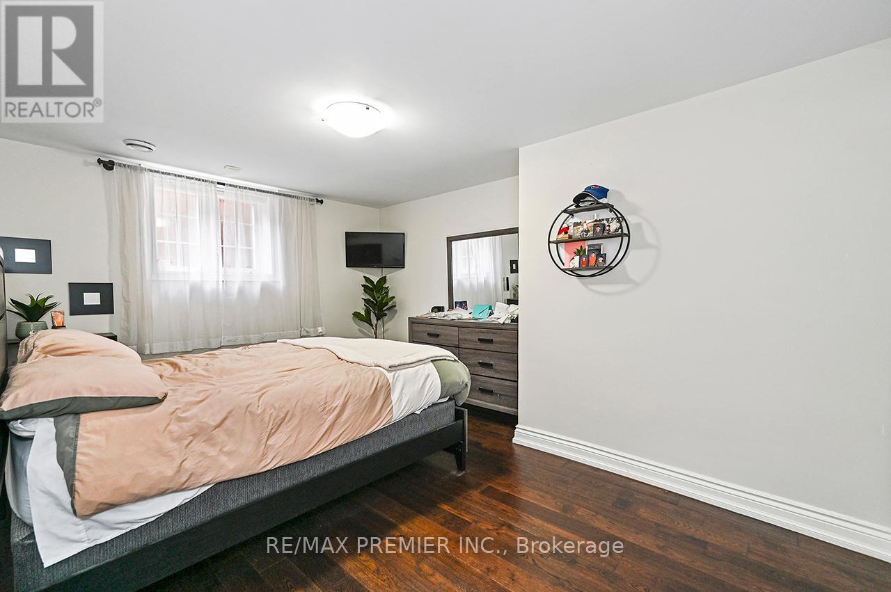 Bsmt - 916 Scarlett Road, Toronto, Ontario  M9P 2V4 - Photo 21 - W13455186
