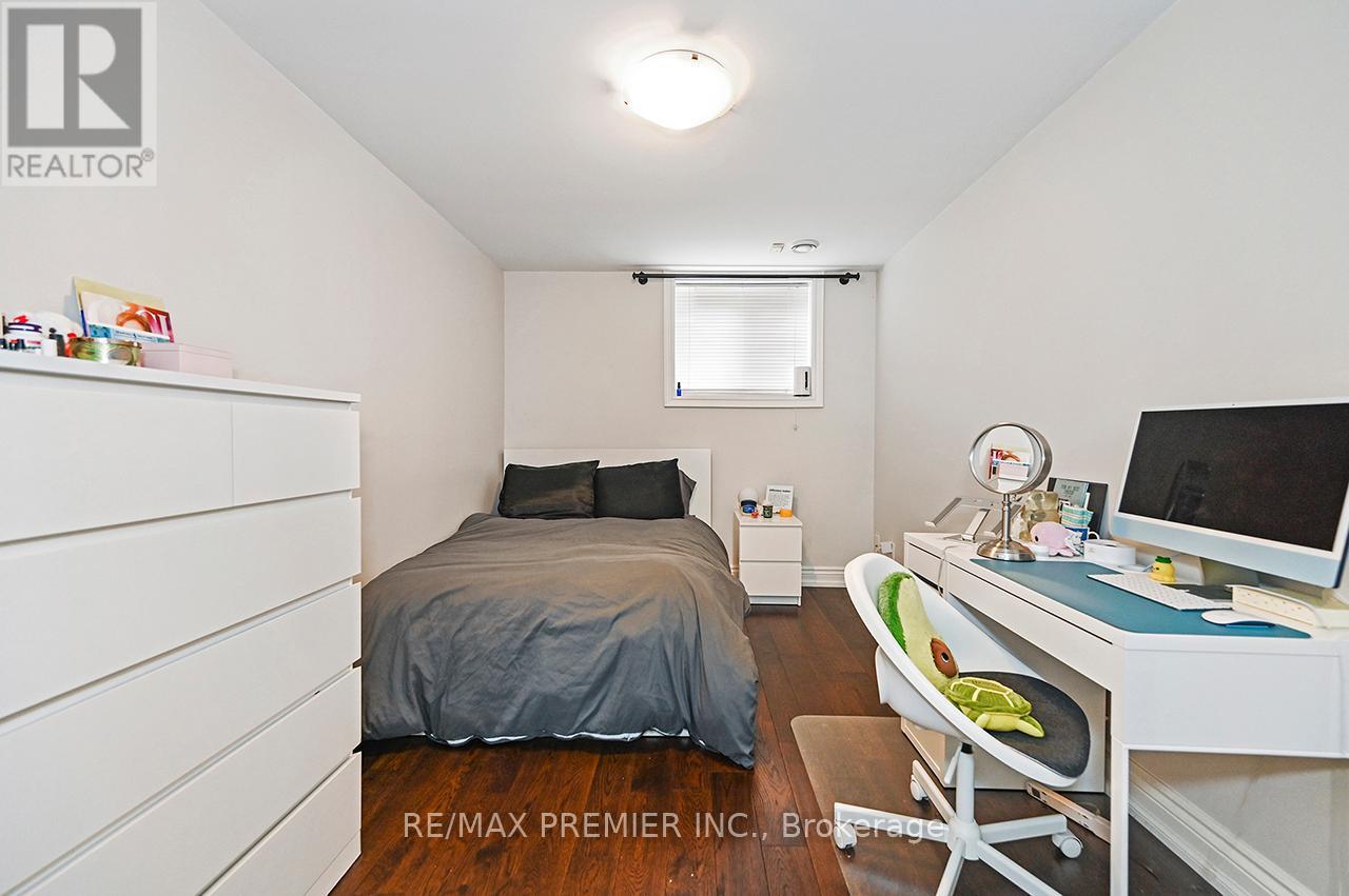 Bsmt - 916 Scarlett Road, Toronto, Ontario  M9P 2V4 - Photo 25 - W13455186