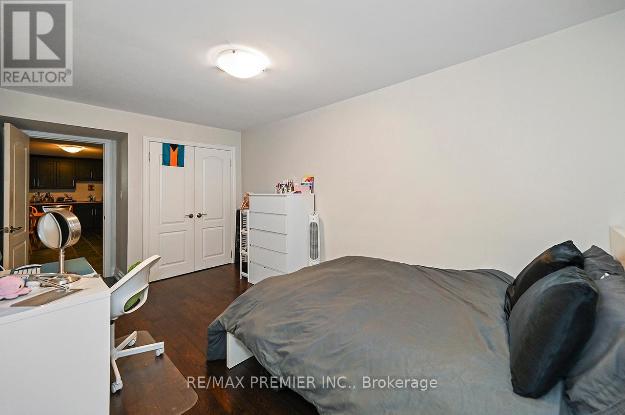 Bsmt - 916 Scarlett Road, Toronto, Ontario  M9P 2V4 - Photo 26 - W13455186