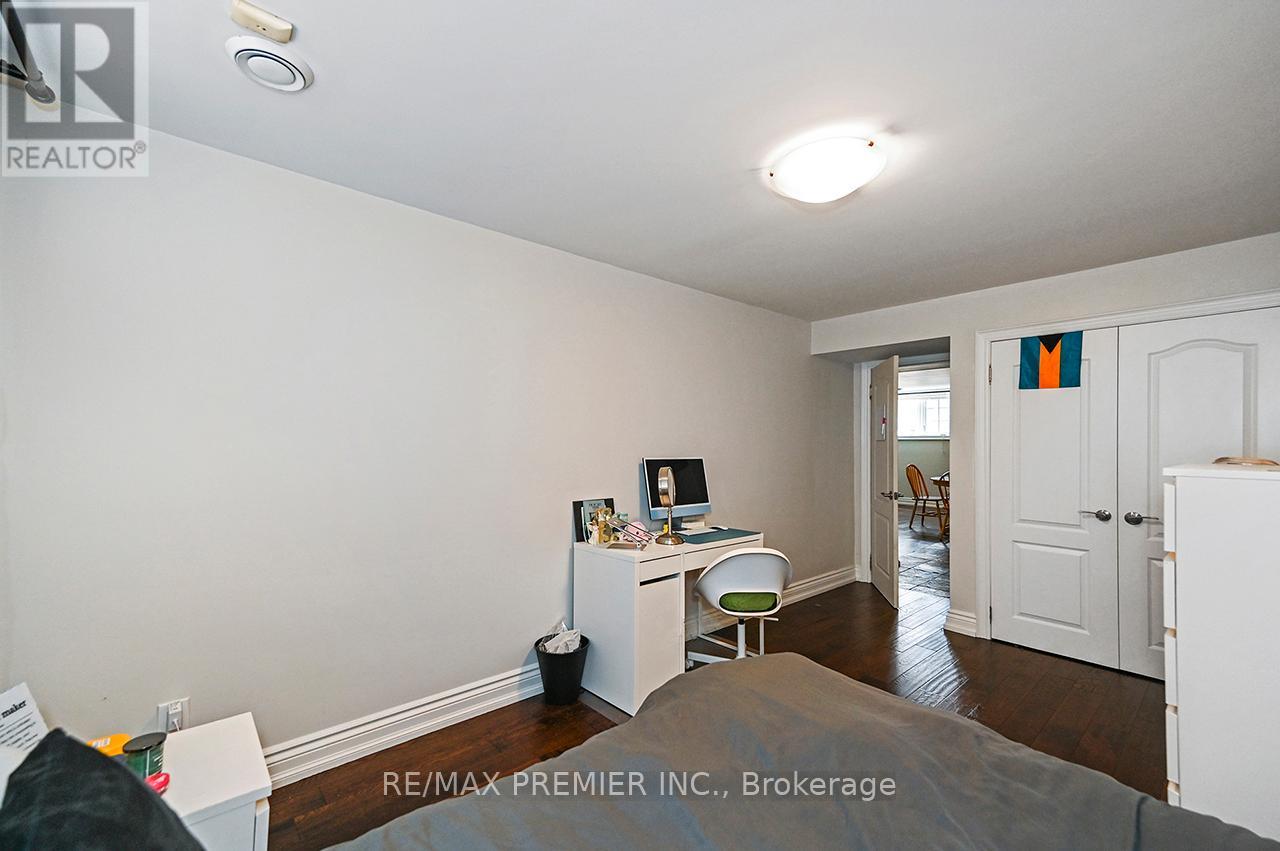 Bsmt - 916 Scarlett Road, Toronto, Ontario  M9P 2V4 - Photo 27 - W13455186