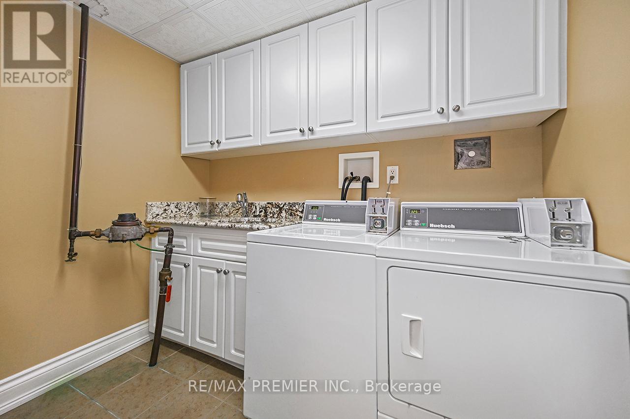 Bsmt - 916 Scarlett Road, Toronto, Ontario  M9P 2V4 - Photo 29 - W13455186
